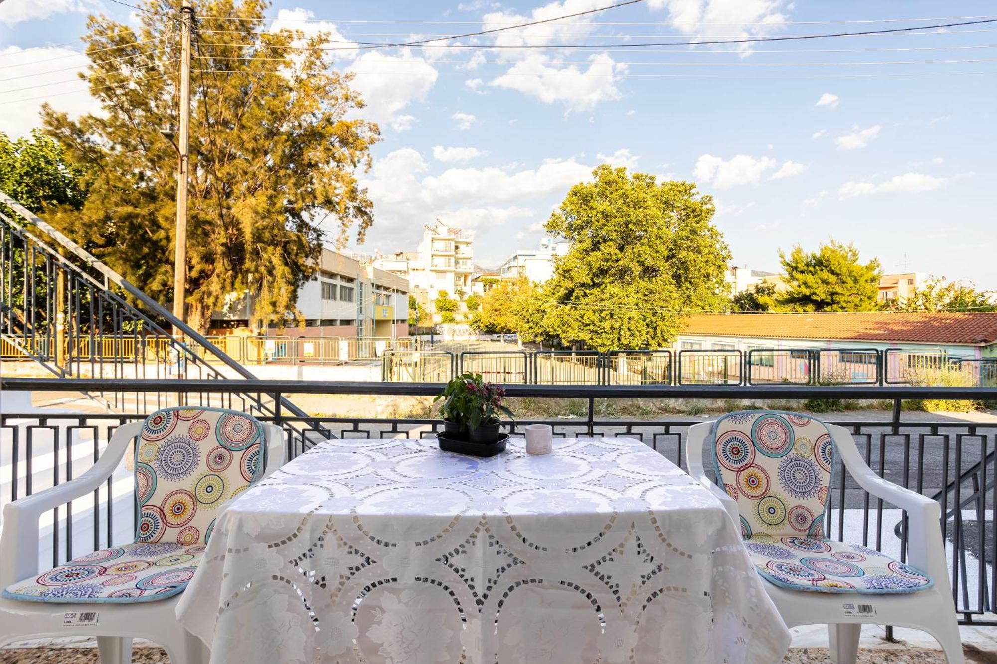 Kalamata'S Sunny Retreat Near The Historic Center Exteriér fotografie