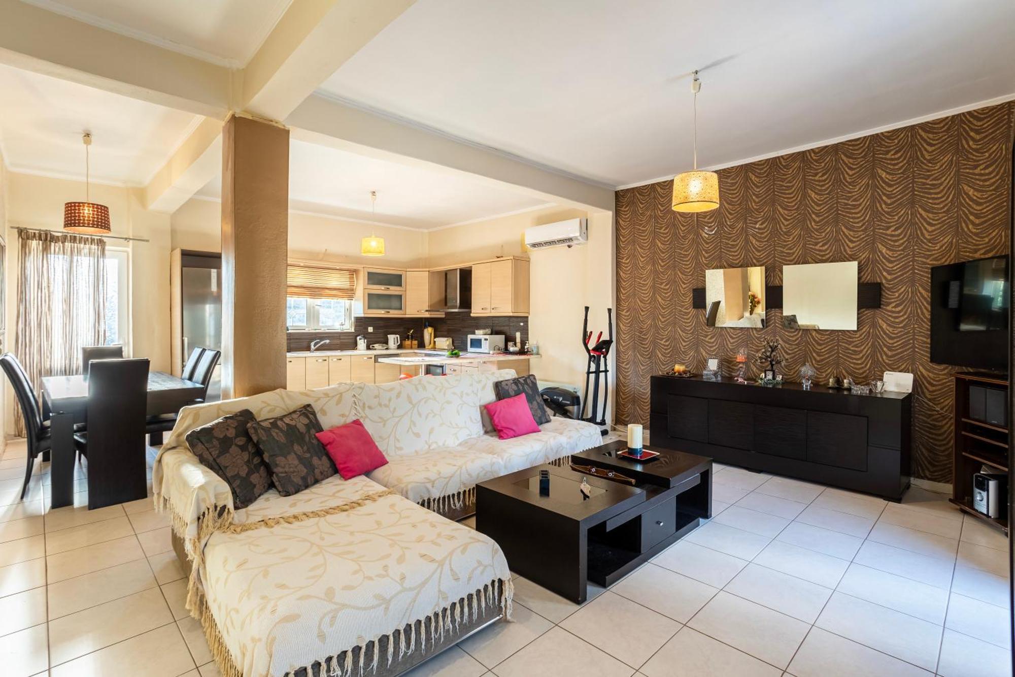 Kalamata'S Sunny Retreat Near The Historic Center Exteriér fotografie